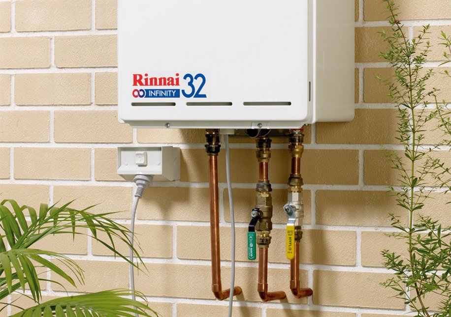 Rinnai Natural Gas Continuous Flow Hot Water System INF32N50M Lifestyle 2 high